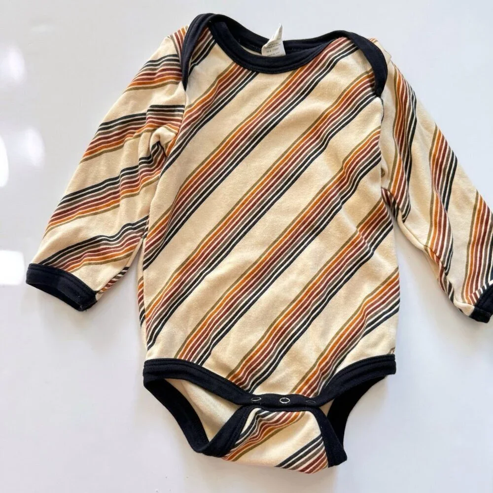 Kate Quinn baby long sleeve bodysuit bundle 12-18 months